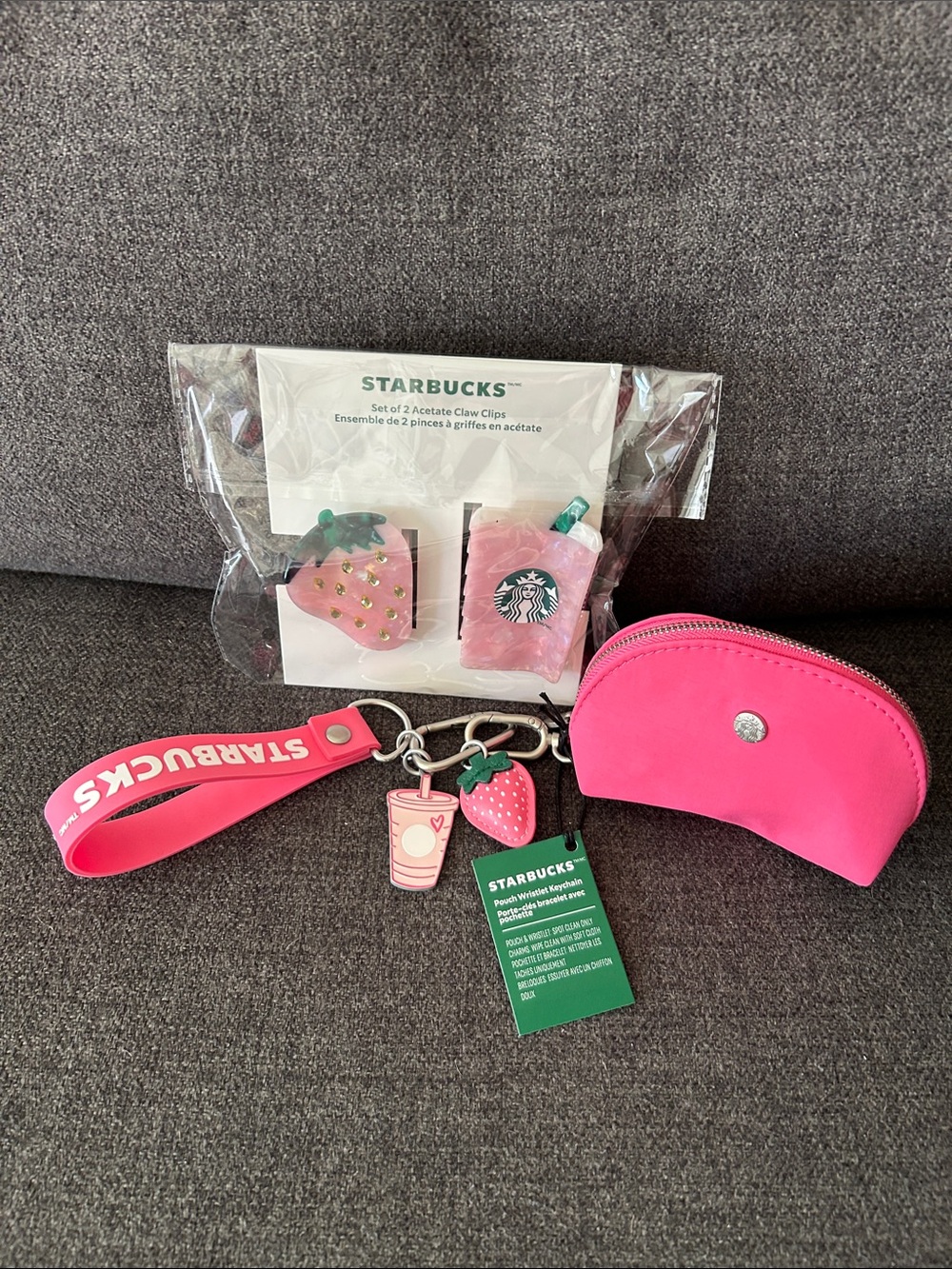 🍓Starbucks Strawberry Keychain & Coin Pouch Set and Hair Claws Set🍓